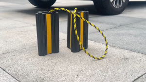 Wheel Chocks (1pair/2pack with Rope) for RV Trailer Camper Truck Car Aircraft Versatile Heavy Duty Rubber Wheel Chocks Block with 3 Reflective Strips Tire Wheel Immobilizers & Chocks