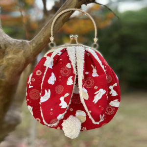 กระเป๋าสี่เหลี่ยมมีหูกระต่ายปีใหม่ DIY งานฝีมือ 3 ชิ้น 16.5 วัสดุผ้าสำหรับทำกระเป๋า ชุดเครื่องมือเย็บปะติดปะต่อกัน