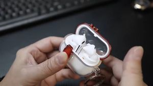 เคส Samsung Buds 3 Pro เคสใส เคสโป่รงใส คลิปล็อค ป้องกันหาย สำหรับ Galaxy Buds3 / 3Pro / 3FE