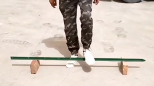 เสารั้วเหล็กหนา เสารั้วเหล็กหล่อสามเหลี่ยม สูง 1.3m 1.5m 1.8m รั้วสวน เสารั้วตาข่าย เสารั้วทั่วไป Y Post เสาล้อมสวน เสารั้วบ้าน เสารั้วใช้กับลวดตาข่าย【จัดส่งจากกรุงเทพฯ ใน 2 ชั่วโมง】