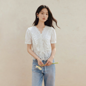 INMAN | 100 Xinjiang Cotton French Style V-Neck Embroidered Blouse