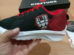 Sepatu Sekolah Anak Laki Laki Perempuan Cewek Cowok Warna Hitam Murah Tali Perekat Rekat Velcro Kecil Tanggung Umur Usia PAUD TK SD SMP SMA Kelas 1 2 3 4 5 6 7 8 9 0 Tahun-KIDZTUBS155592823