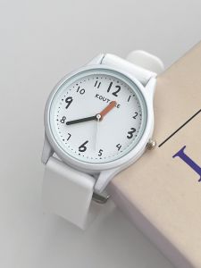 Youthful Campus Sports Watch Simple Design for Teenagers Boys Girls Couples Ulzzang Brand Quartz Movement Silicone Strap