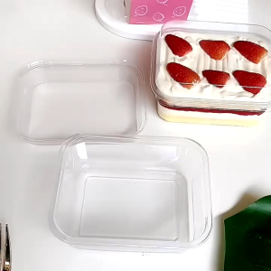 450ML Rectangle Strawberry Cake Box Clear Deli Bento Box Dessert Container with Lid