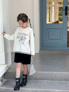 Cute Cartoon Bear Design Lace Edge T-Shirt for Girls Baby Cotton Long Sleeve Loose Fit Korean Style Autumn Fashion Base Layer Shirt