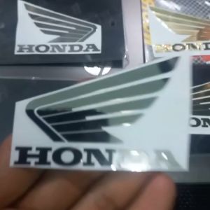 Tem cánh chim Honda