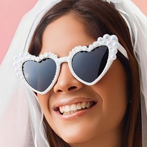 Chic Heart-Shaped Faux Pearl Sunglasses for Women - Anti-Reflective Perfect for Casual Events & Music Festivals