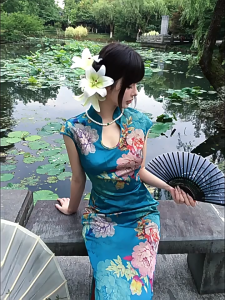 Nicedays🍒Jepitan Rambut Bunga Lili Super Besar /Jepitan Hiu Mewah /Aksesori Rambut Bunga Tiruan COD