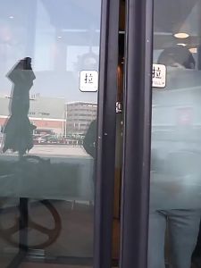 Xe Đạp Leo Núi thể thao 26inch - Phuộc đen chống gỉ giảm sốc trước -Tặng bộ quà tặng phụ kiện xe đầy đủ