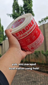 Lakban Fragile Merah Jangan Dibanting 48mmx300 Yard MPI Jumbo