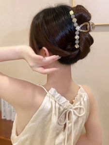 Elegant Luxury Water Diamond Hair Claw Womens Shark Clamp Stylish Hair Accessories High End Headwear Fashionable Hairpins