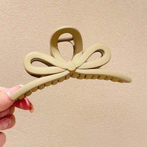 Special-Interest Design Chinese Knot Large Size Grabber Clip Headdress Barrettes Female Back Head 2023 New Arrival Frosted Updo Shark Clip