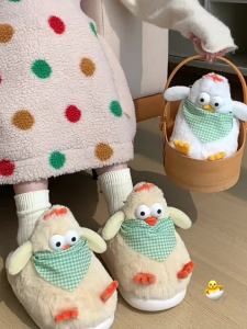 WY-XIXITIAO ในร่มรองเท้าแตะผ้าฝ้ายไก่ Baotou สีเหลืองสามมิตินักเรียนผู้หญิงรองเท้าขนสัตว์ด้วยความร้อนเรียงรายไปด้วยขนแกะด้านล่างนุ่มฤดูใบไม้ร่วงและฤดูหนาวในร่ม