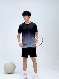 NS ชุดกีฬาผู้ชาย ชุดวิ่ง ชุดกีฬา ชุดฟุตบอล กางเกงขาสั้น+เสื้อยืดแขนสั้น ใส่ได้ทั้งชายและหญิง ชุดกีฬา 2 ชิ้น ไซส์ S-5XL ผ้าไอซ์ซิลค์ แห้งเร็ว ระบายอากาศได้ดี ไม่ร้อนไม่อบ