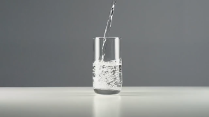 4 หลอดแก้วโค้ง + 1 แปรง ชุดกล่องกระดาษไม่ทิ้งล้างสูง Borosilicate ทนต่ออุณหภูมิสูงเป็นมิตรกับสิ่งแวดล้อมฟาง