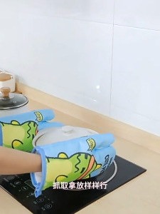 Baking Glove Kitchen Heat Resistant Glove Thicken Insulation Microwave Oven Anti-scald Glove 隔热手套