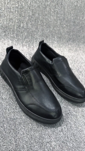 DILOOK S038 Sepatu Pantofel Pria Tanpa Tali Slip On Pantofel Hitam Pria Sepatu Pantopel