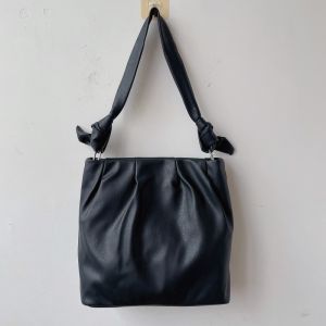 กระเป๋าสะพายไหล่หนังนิ่มแบบลำลองสำหรับผู้หญิง กระเป๋าถือทรงกลมแบบซิปขนาดใหญ่ สีสันสดใส กระเป๋าสะพายไหล่แบบลำลองสำหรับวัยรุ่น