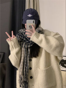 สุภาพสตรี พลัสไซส์ เสื้อผ้าถัก นุ่ม สไตล์ขี้เกียจ อินเทรนด์ แขนยาวต่อต้านวัย หลวม หลากหลาย ฤดูใบไม้ร่วง แจ๊กเก็ต เสื้อท่อนบน ติดกระดุม