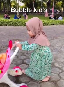 Gamis Hijab Bayi Newborn 0-2 Tahun Shakira Bunga Fashion Muslim Anak Perempuan Mocca\nGamis Hijab Bayi Newborn 0-2 Tahun Shakira Bunga Fashion Muslim Anak Perempuan Pink