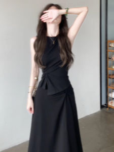 LIRUSHAN | Elegant Small Height Suitable Summer Black Sleeveless Dress