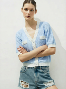 AMII | V-neck Short Sleeve Dyed Ice-silk Knit Cardigan