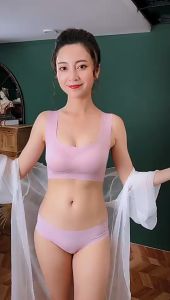 LD-P596 Tanktop Sport Bra Wanita With Cup Busa Korean Style / Tank Top Crop Bra Anti Nyeplak / Tengtop Pakaian Dalam Wanita Tanpa Kawat / BH Olahraga Wanita Import