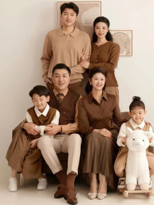 High-End Studio Family Portrait Photography Set Simple Elegant Home Group Photo Advanced Kit Chinese Ethnic Womens Clothing