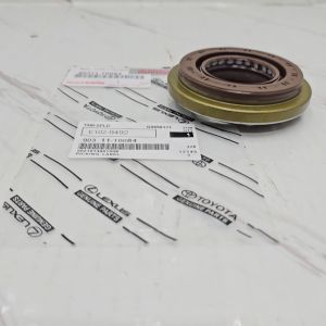 SEAL SIL GARDAN DEPAN KANAN TOYOTA HILUX REVO FORTUNER VRZ 90311-T0084