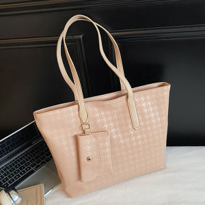 2025 New Retro Large Capacity Tote Bag Womens Commuter Handbag Shoulder Bag Included Small Bag British Style Pure Color