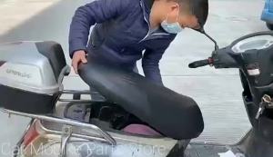 Motorcycle Seat Cover Waterproof Dustproof Rainproof Sunscreen Motorbike Scooter Cushion Seat Cover Protector Cover Accessories