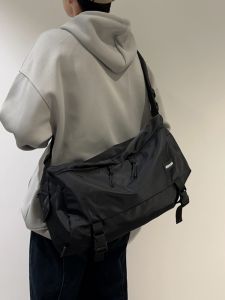 Short-Distance Travel Bag Mens Large Capacity Lightweight Work Clothing Messenger Bag Mens Trendy Business Trip Sports Gym Bag Women