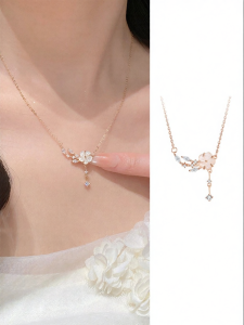 YICAN | White Enhancing Rose Gold Shell Camellia Necklace