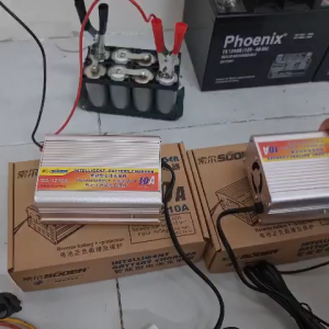 Sạc bình ắc quy tự động 12v 10A sạc cho bình tối đa 150AH