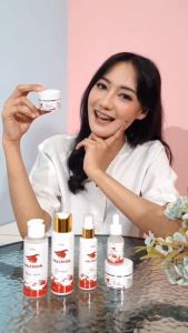 FALCHION NIGHT CREAM 10g KRIM MALAM PELEMBAP