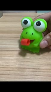 Creative Decompression Fidget Toys Pinch Frog Dinosaur Sticking Tongue Out Relieve Stress Toy Christmas Gifts for Kids