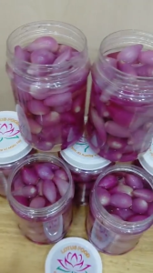 Củ Hành Ngâm Chua Ngọt 500gr (củ hành & nước giấm đường )