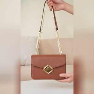 Túi Lata (Thời trang nữ đi chơi size 17 - Túi đeo chéo da HN97)