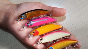 7cm 8g Banana Colors Sinking type Fishing Casting Lures Artificial Minnow bait with Upgraded STAINLESS HOOKS