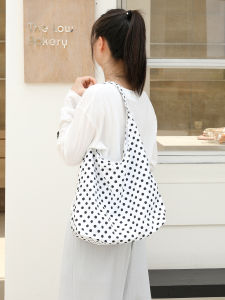 Korean Retro Polka Dot Nylon Canvas Tote Bag Women Large Capacity Zipper Shoulder Bag 2025 New Underarm Bag Single Shoulder Bag