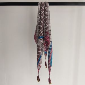 Hijab Segi Empat Plisket Premium Kayla Scraf