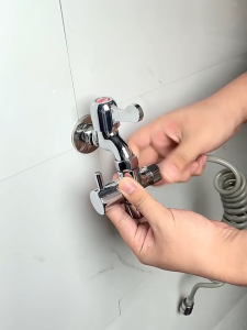 ร้านอยู่กทม.1/2 3/4นิ้ว วาวล์ก๊อกน้ำ วาล์วปรับ ทางเดียว มือเปิด วัสดุทองแดง วาล์วฝักบัว อุปกรณ์เสริม