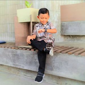 KEMEJA BATIK PRIA LENGAN PANJANG BATIK PREMIUM BATIK PRIA MOTIF KASTA ROSE GOLD KHARISMA BATIK