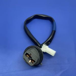 SOCKET SOKET FITING FITTING LAMPU SEIN SEN MOBIL T20 KABEL 2 UNIVERSAL ORIGINAL