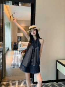 ALOHA LU | Bộ Áo Blouse Dáng Retro Denim Không Quai Vai và Chân Váy