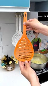 Japanese Style Household Large Leaky Spoon Kitchen Large Noodle Scoop Long Handle Drain Filter Oil Separator