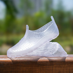 รองเท้าลุยน้ําสําหรับครอบครัวที่ทันสมัย รองเท้าชายหาด รองเท้าแห้งเร็ว รองเท้าระบายน้ําของผู้ชาย รองเท้าน้ําของผู้หญิง รองเท้าว่ายน้ําคู่