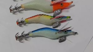 PIONEER SQUID CATCHER WITH PRAWN CLICKERS & LUMINOUS BODY LURE