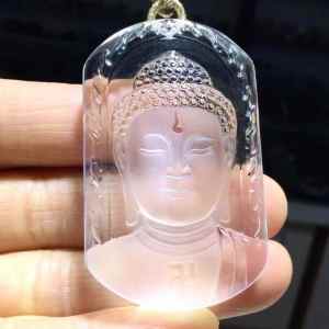 จี้พระโพธิสัตว์คริสตัลสีขาวบริสุทธิ์จากบราซิลผู้สวมใส่ได้อย่างราบรื่นและสันติภาพไม่มีปัญหาชีวิตผู้พิทักษ์ขนาด: 52*32*13mm52*32*13มม.
