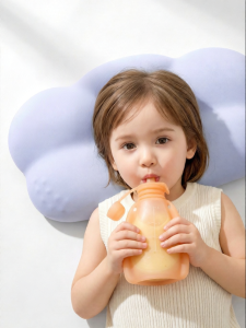 MAGIC KITCHEN | Silicone Baby Feeding Pouch